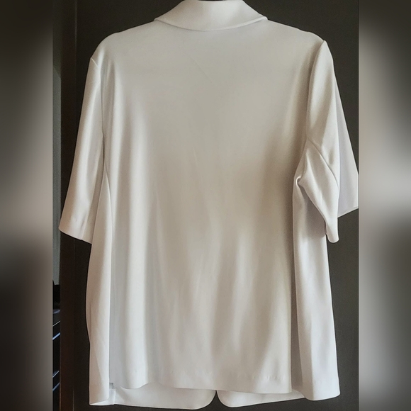 Susan Graver White Short Sleeve Blazer - Picture 2 of 7